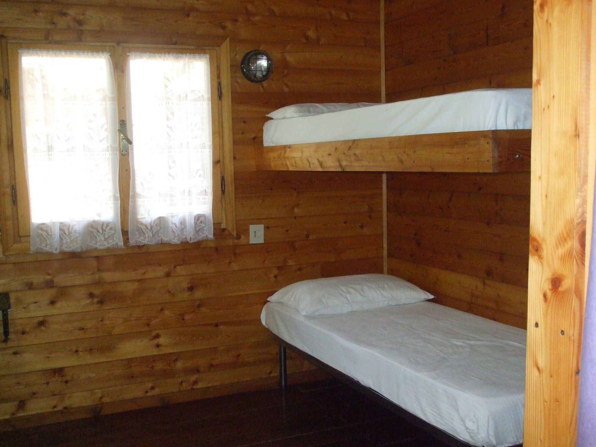 Camping Azzurro Bracciano  Ngoại thất bức ảnh